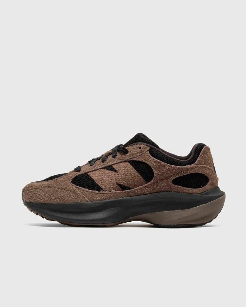 Inkweto (new balance size no 8)